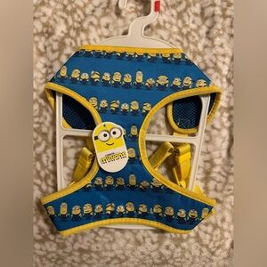 NWT Minions Blue and Yellow Pet Harness w/Zipper Pouch